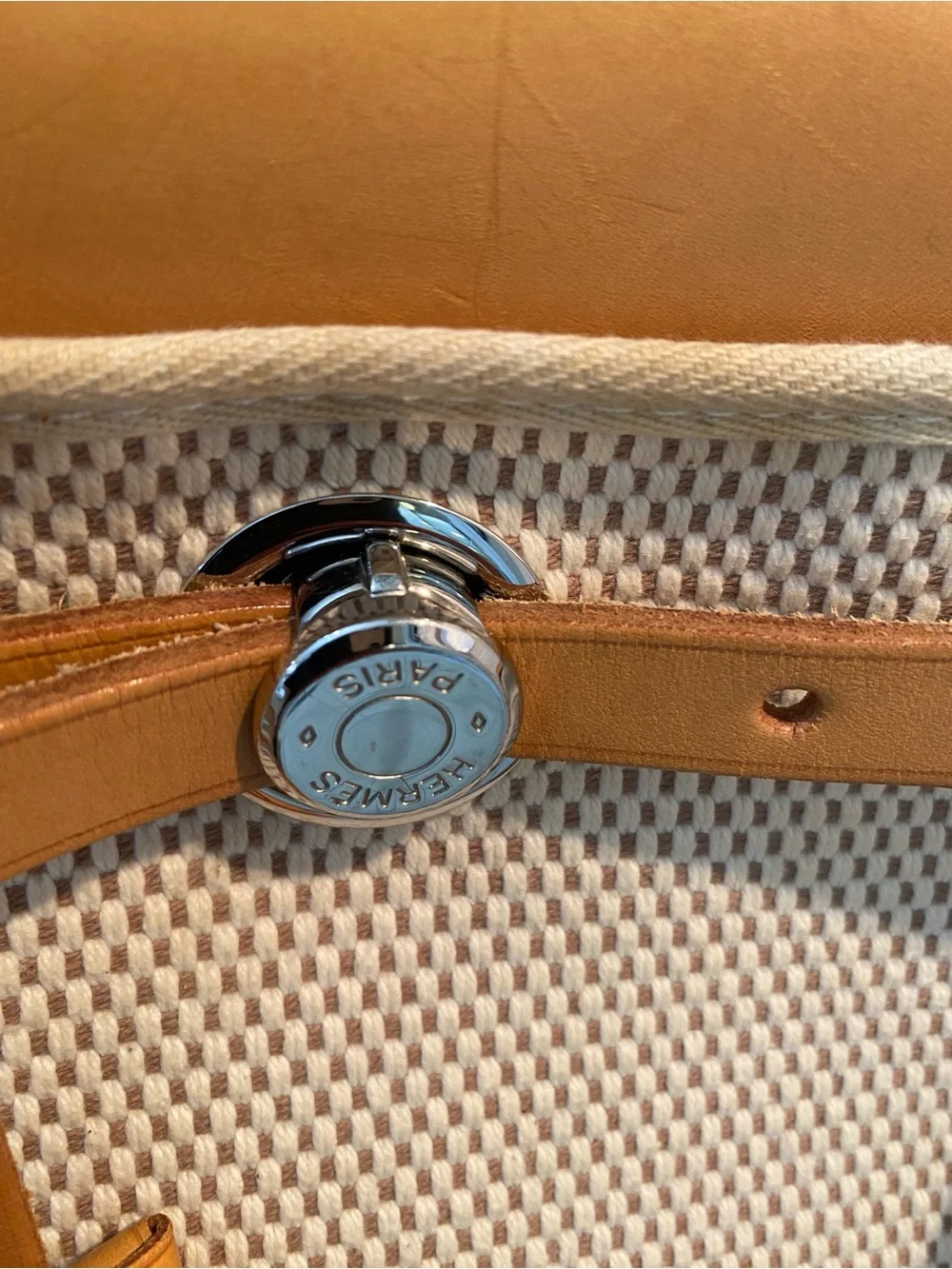HERMÉS 30PM Cowhide/Canvas HERBAG w/ Silver Lock/Key, Shoulder Strap & Full Set